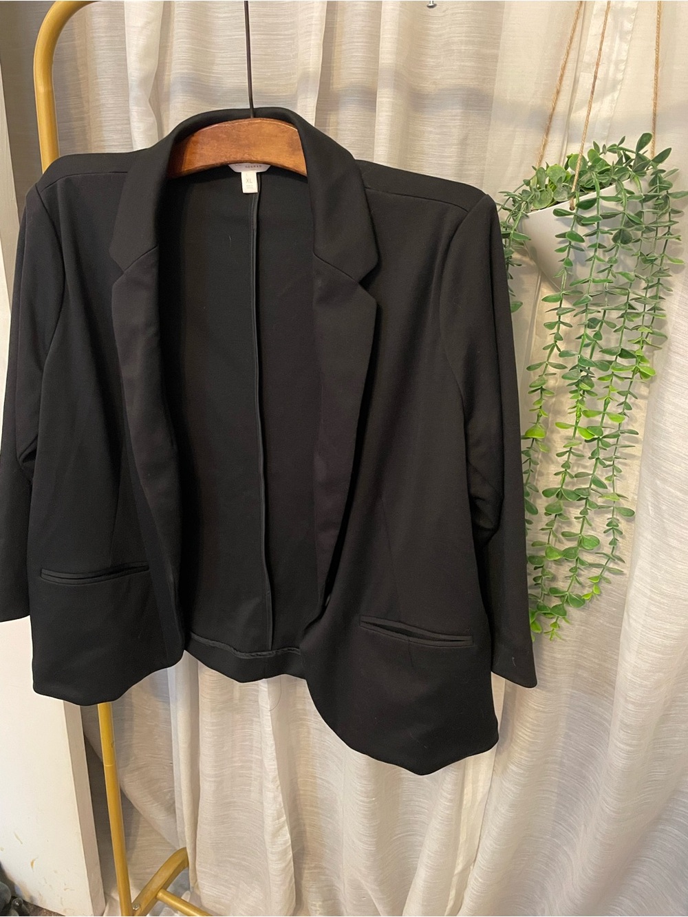 LC Lauren Conrad Black Open-Front Blazer